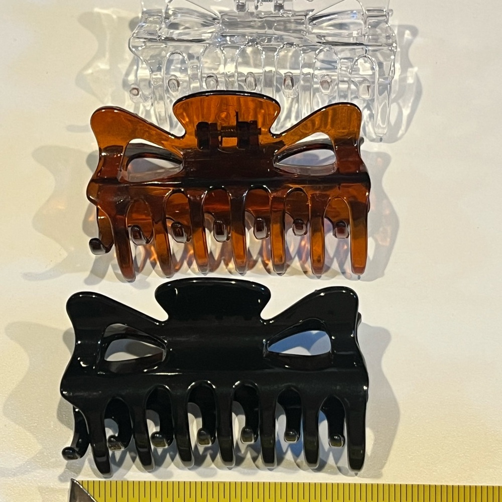 Bundle of Multi-Color Hair Claw Clips - Picture 3 of 6